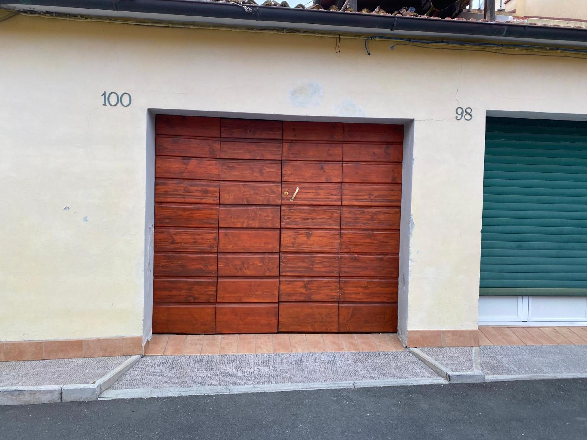 8+8 Appartamento Con Garage Livourne Extérieur photo